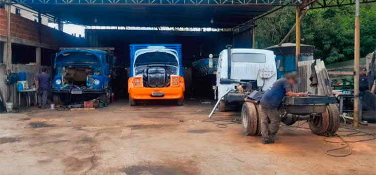 Polícia encontra desmanche clandestino e recupera caminhões furtados em Sorocaba