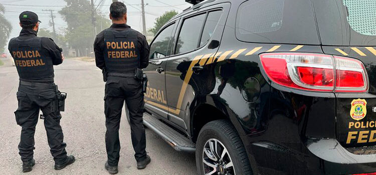 PF deflagra operação contra organização criminosa especializada em roubos de cargas e caminhões PF deflagra operação contra organização criminosa especializada em roubos de cargas e caminhões